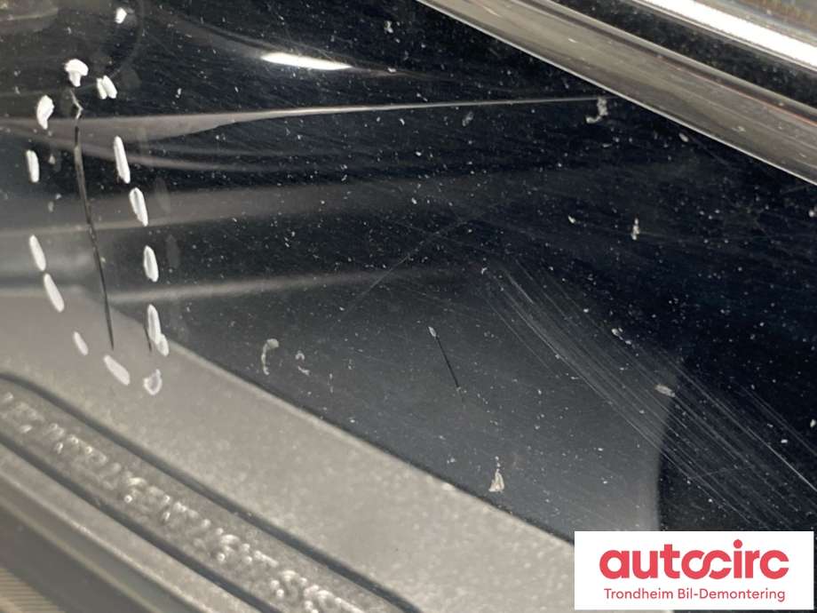 Frontlykt venstre full-LED til Mercedes Vito 2014-->> (W447) (W447) (REDUSERT PRIS!|A4479065200|A4479062301|)