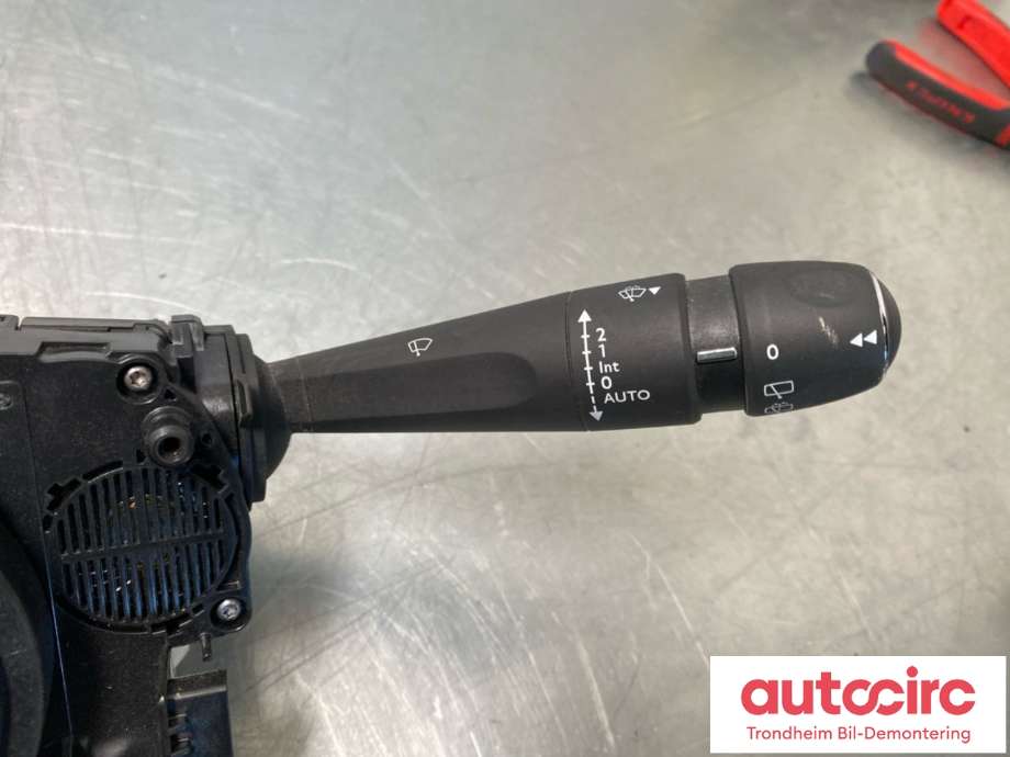 Bryter combi til Peugeot e-2008 2019-->>  (98369241ZD|)