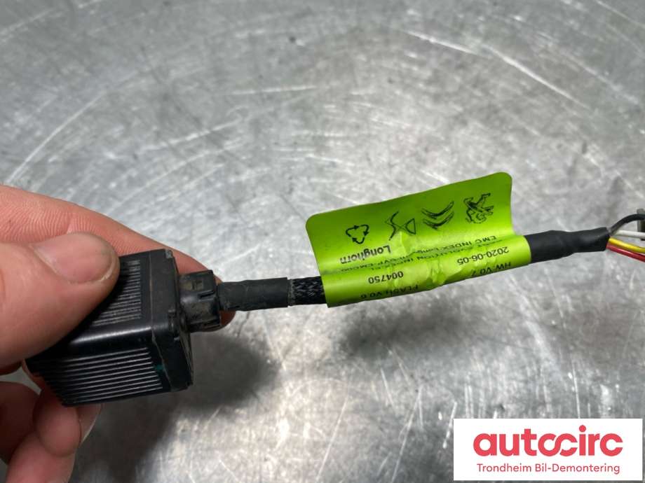Parkeringskamera bak til Peugeot e-2008 2019-->> (LONGHORN|98 322 945 80|98 419 248 80|920000506)