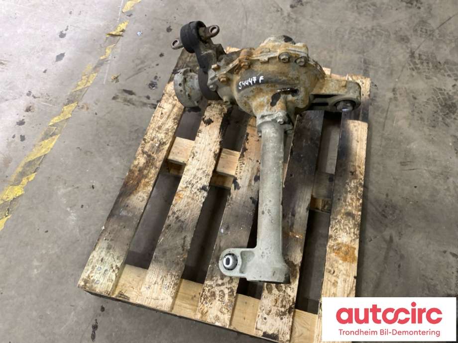 Kardang klokke foran til Ford Ranger / Ranger Raptor 2015-2022  (JB3G-3B079-BH|2545741|)