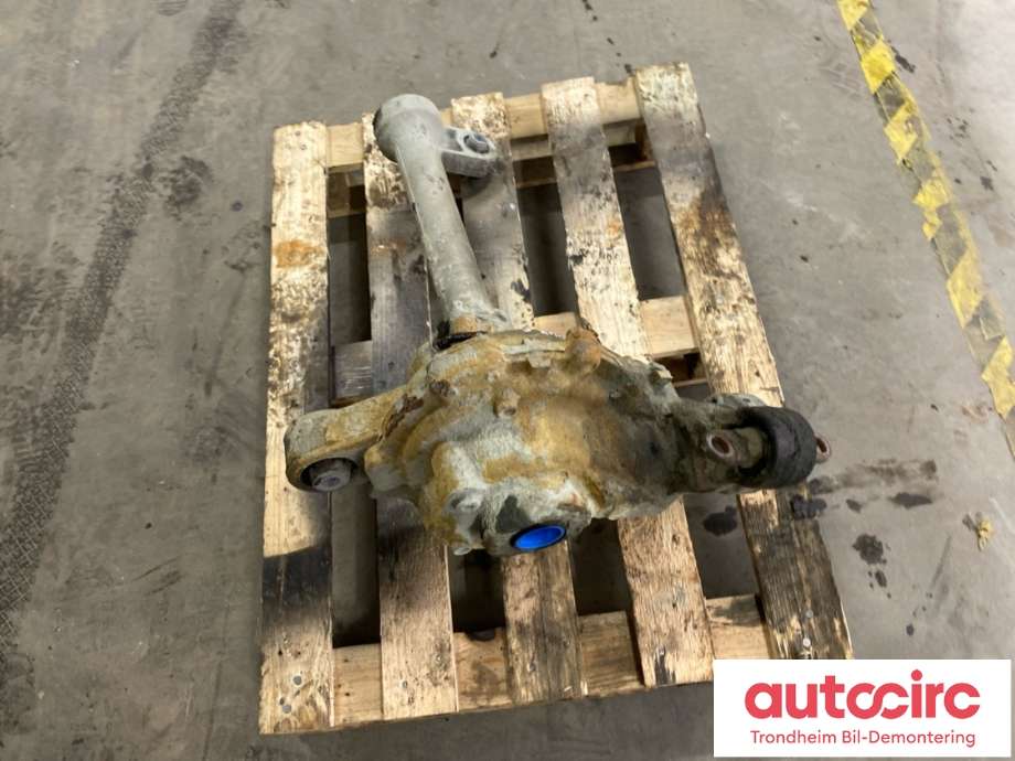 Kardang klokke foran til Ford Ranger / Ranger Raptor 2015-2022  (JB3G-3B079-BH|2545741|)
