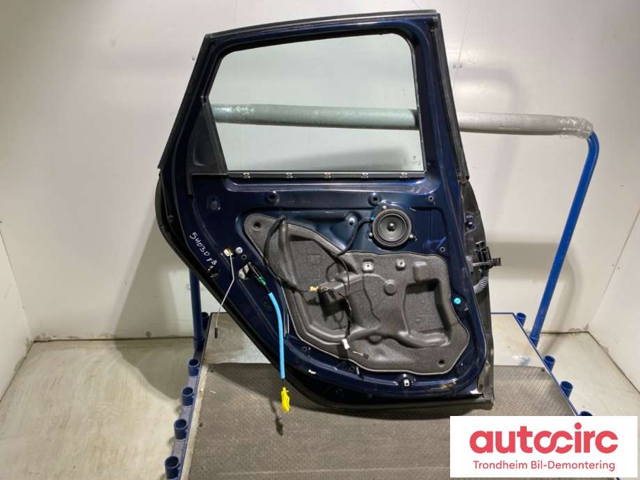 Dør venstre bak til BMW 2-Serie, Active/Gran Tourer 2014-->> (F45/F46) (F45/F46) (41009631839|)