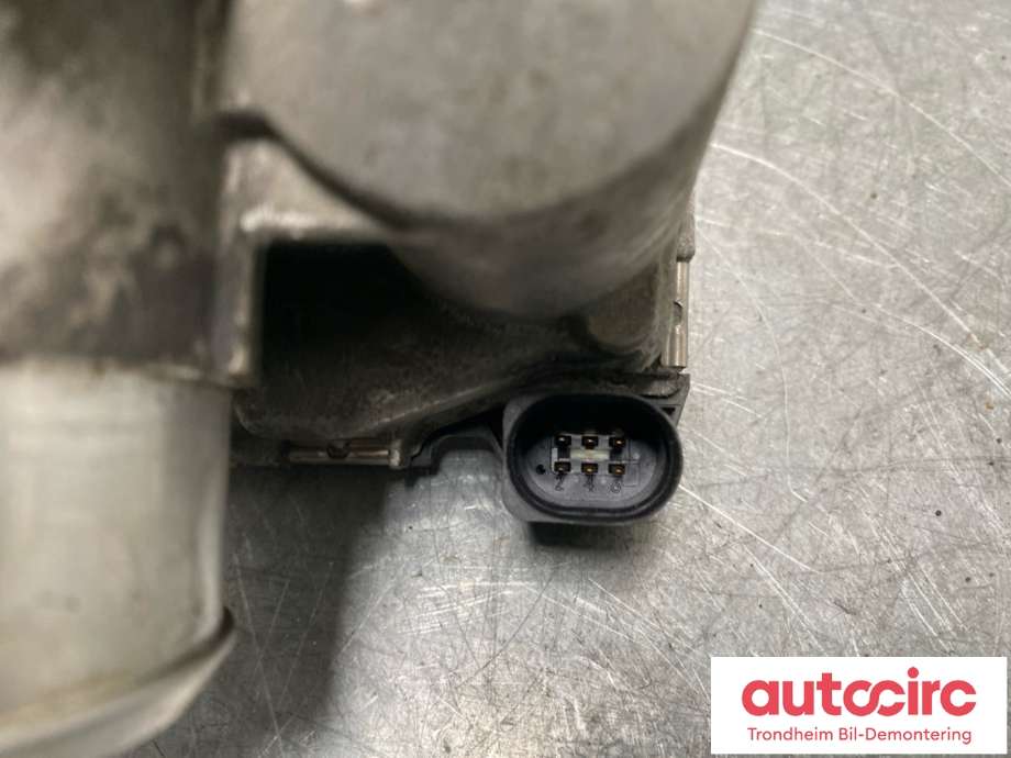 Spjeldhus til Audi A4 2001-2004 (Type II) (B6) (B6) (06B133062M|)