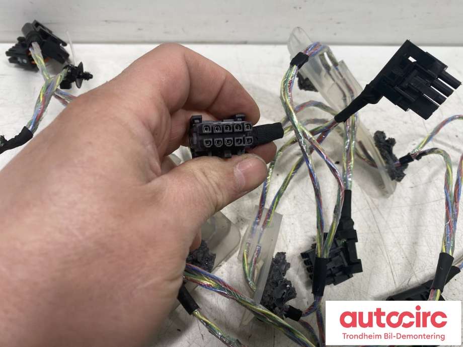 Styreenhet batteri elbil (BMS - Battery Management System) til Tesla Model X 2016-->>  (1055933-20-A|)