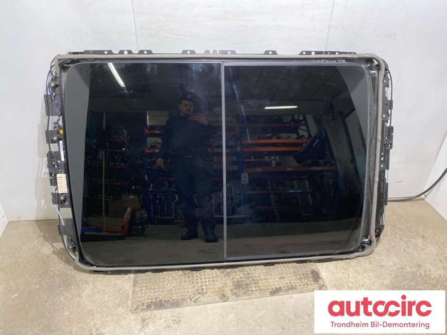 Takluke til Audi Q7 2015-->> (Type II)  (4M0 877 055 C|4M0 877 055 F|4M0 877 056 C| 4M0 877 056 F| 4M0 877 049 D| 4M0 877 049 E)