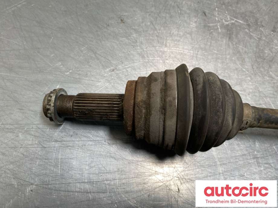 Drivaksel venstre foran, diesel/automat til BMW X5 2007-2013 (E70) (E70) (31607545125|)