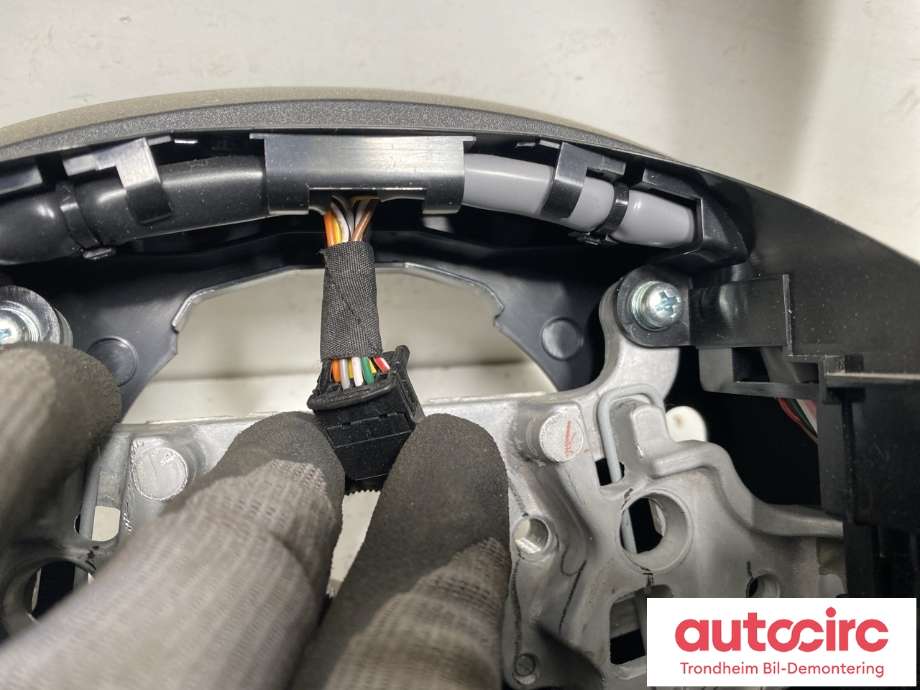 Ratt til Toyota bZ4X 2022-->>  (4510042460C0|)
