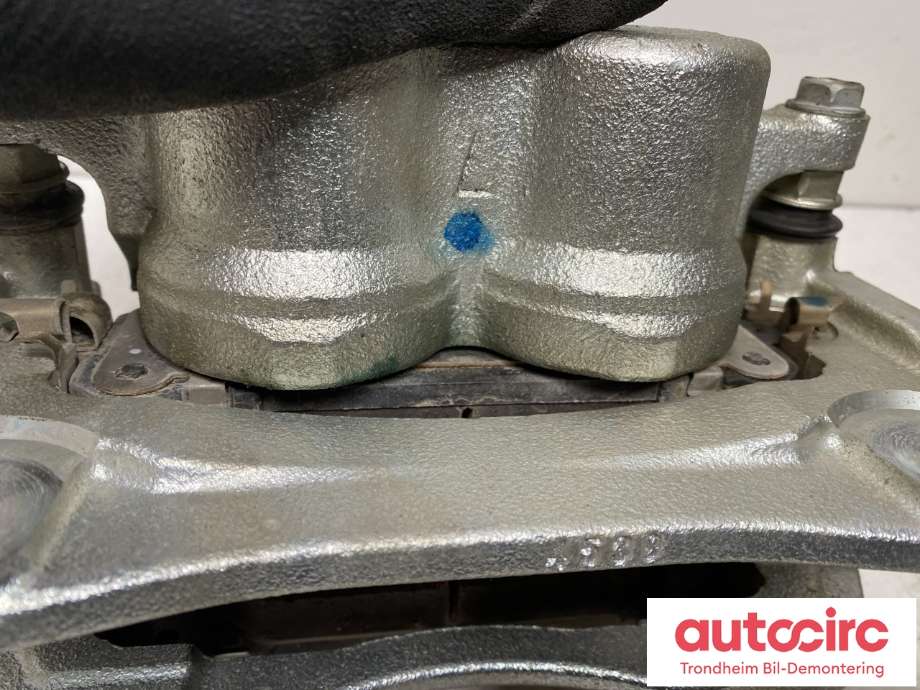 Bremsecaliper venstre foran til Toyota bZ4X 2022-->> (4775042130|)