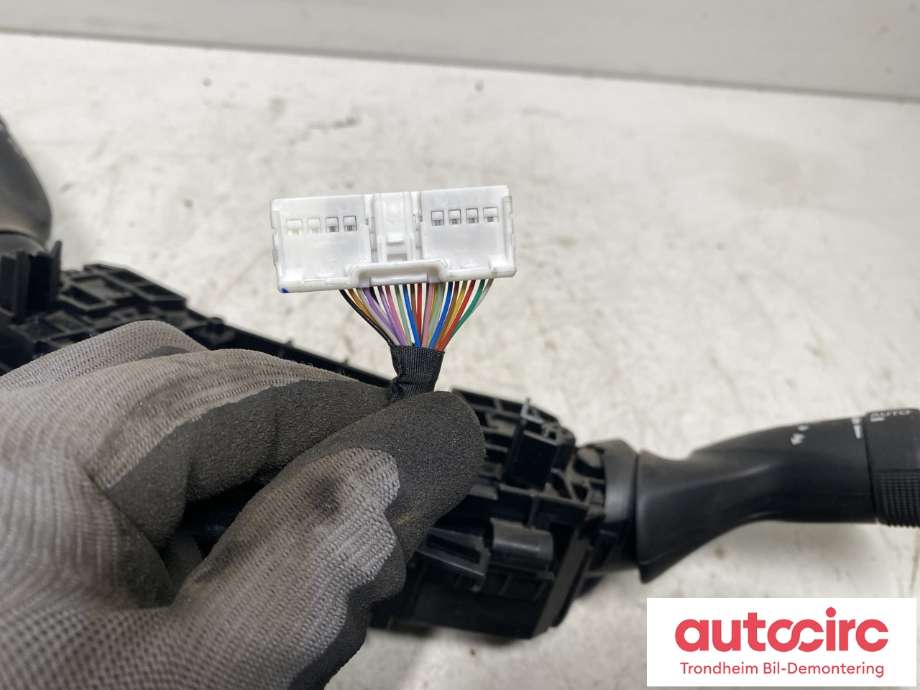 Bryter combi til Toyota bZ4X 2022-->>  (8431911010|8432912170|8465233600)