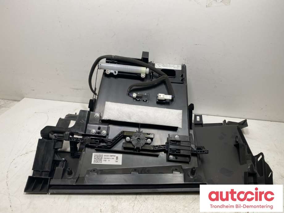 Hanskerom til Toyota bZ4X 2022-->>  (68500 5MP0B|)