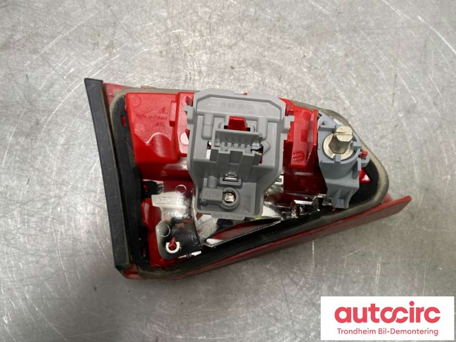 Baklykt høyre indre til Audi A4, Allroad 2009-2016 (Type I) (B8) (B8) (8K9945094B|)