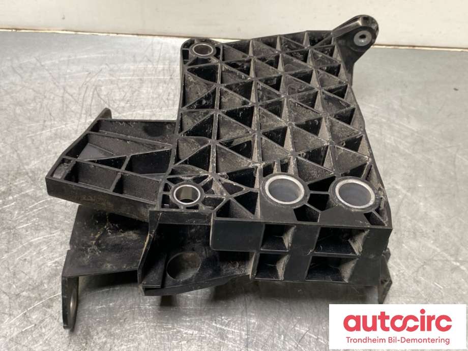 Frontplate øvre til Mercedes EQS 2021-->> (V297) (V297) (A2976206500|)