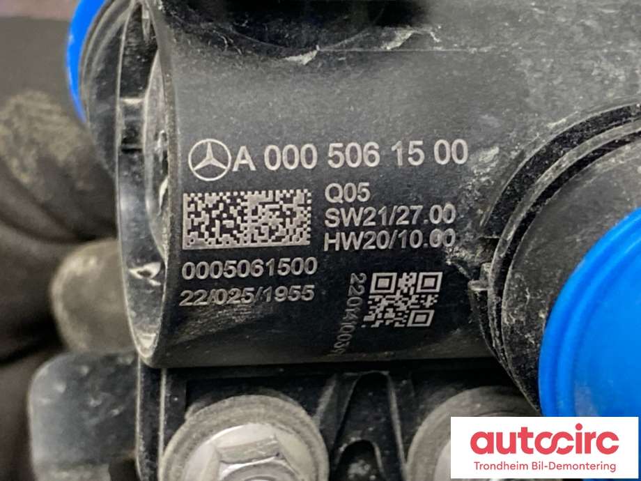 Ventil vann til Mercedes EQS 2021-->> (V297) (V297) (A0005061500|A0005062300|)
