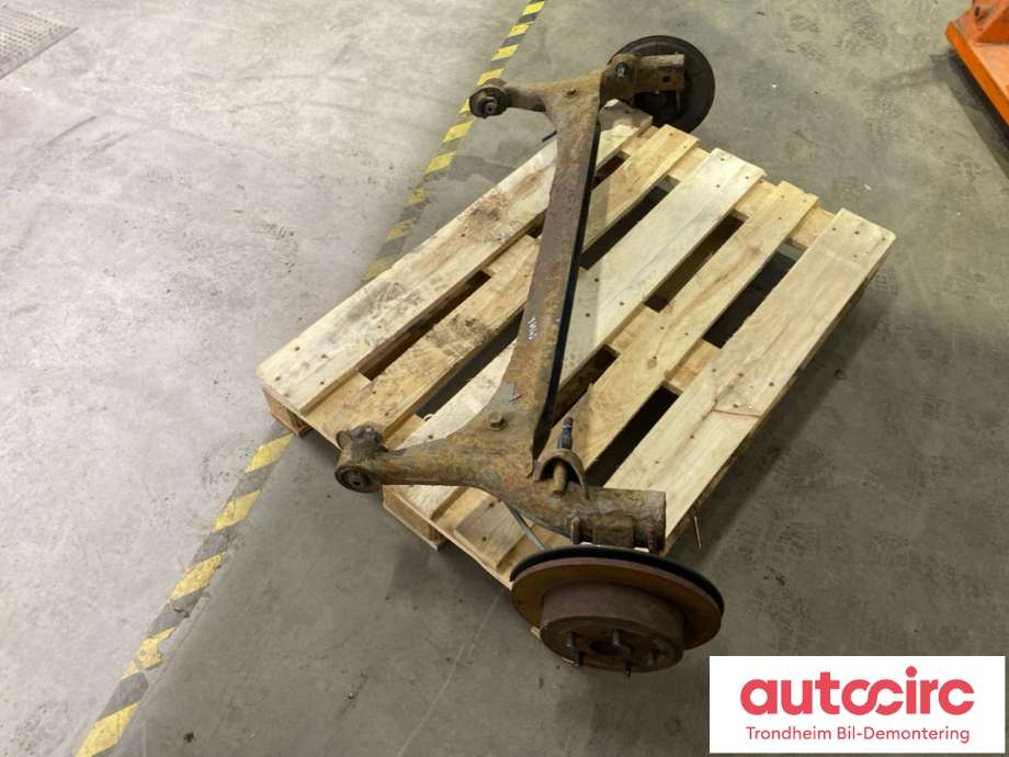 Bakstilling til Toyota Verso 2004-2009 (Type II)  (421100F010|)