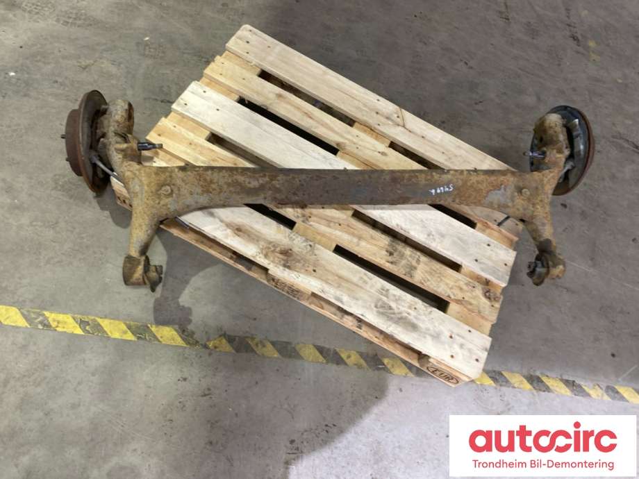 Bakstilling til Toyota Verso 2004-2009 (Type II)  (421100F010|)