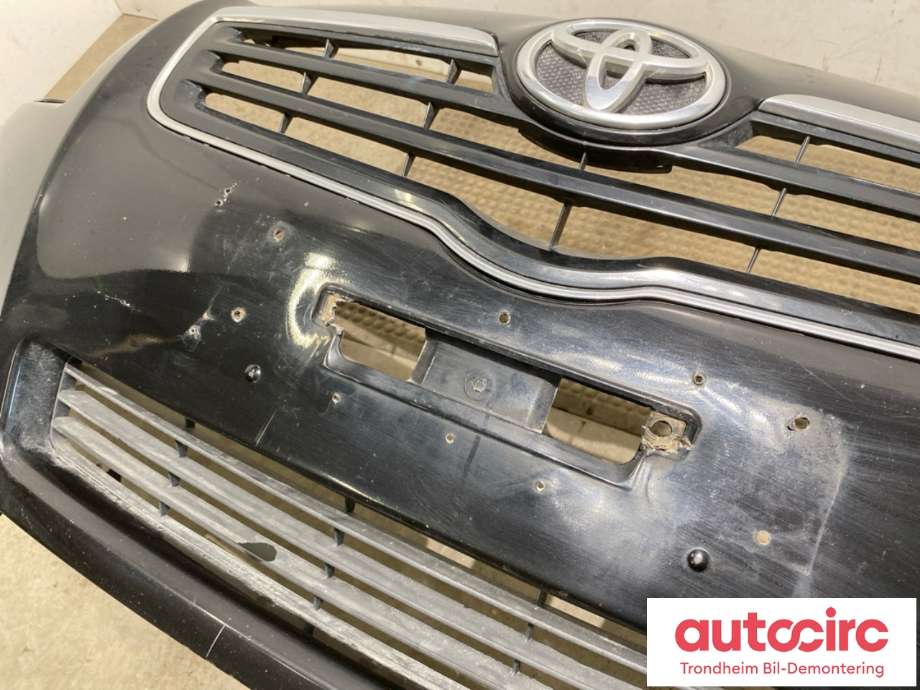 Støtfanger foran til Toyota Avensis 2003-2008 (Type II)  (5211905910|)