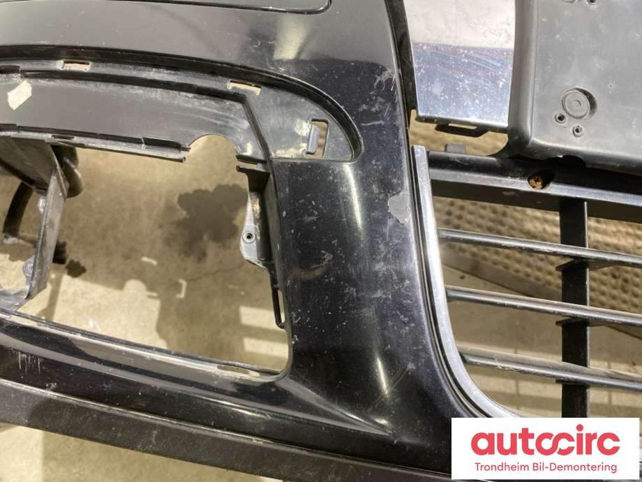 Støtfanger foran til VW Jetta 2005-2010  (1K0 807 217 E|1K5 853 653 A|)