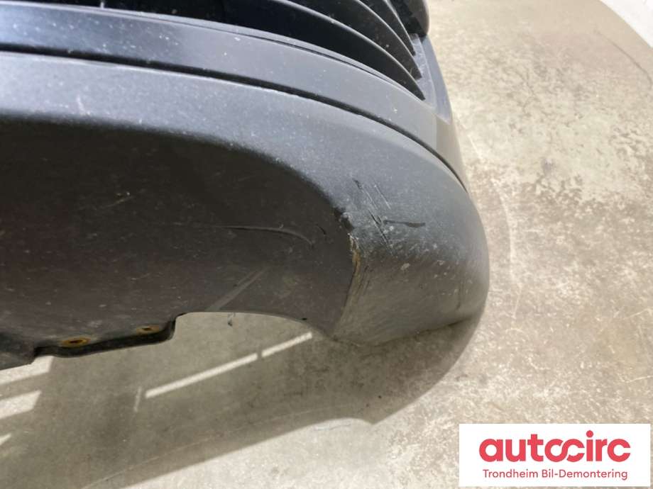 Støtfanger foran til VW Jetta 2005-2010  (1K0 807 217 E|1K5 853 653 A|)