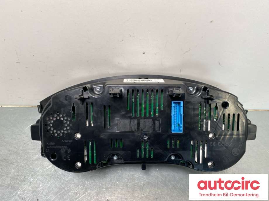 Instrumentpanel til Škoda Superb 2008-2015 (Type II)  (3T1920841M|)