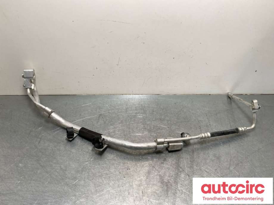 Aircondition rør til BMW X5 2018-->> (G05) (G05) (64536813586|)