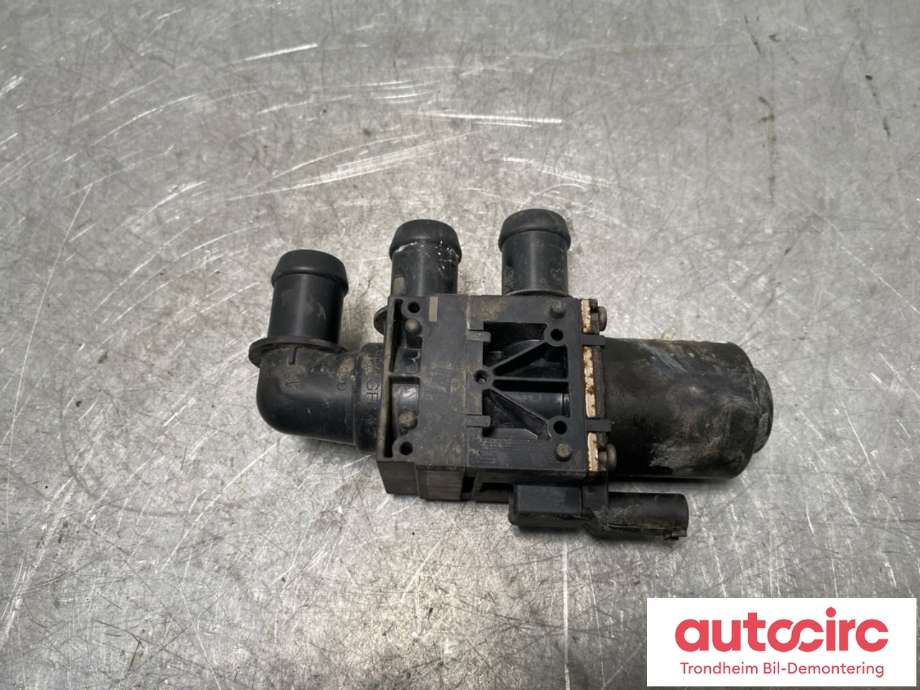 Ventil vann til BMW X5 2018-->> (G05) (G05) (64119890553|)