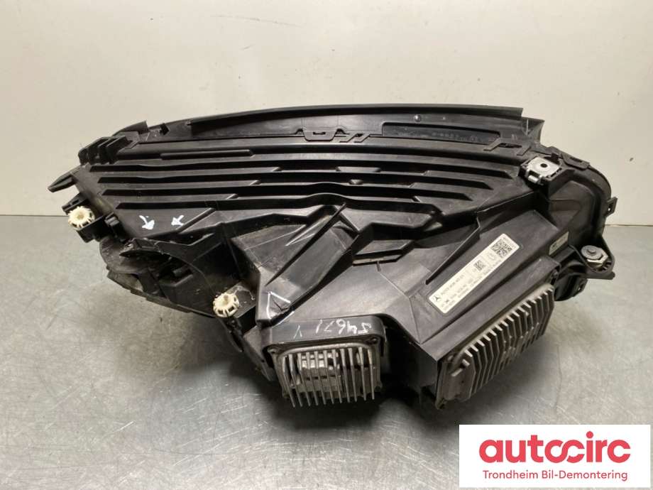 Frontlykt venstre full-LED til Mercedes GLC 2015-2022 (X253) (X253) (LED INTELLIGENT SYSTEM|A 253 906 45 01|A 253 900 70 00|A 253 905 09 00| A 253 906 65 00)