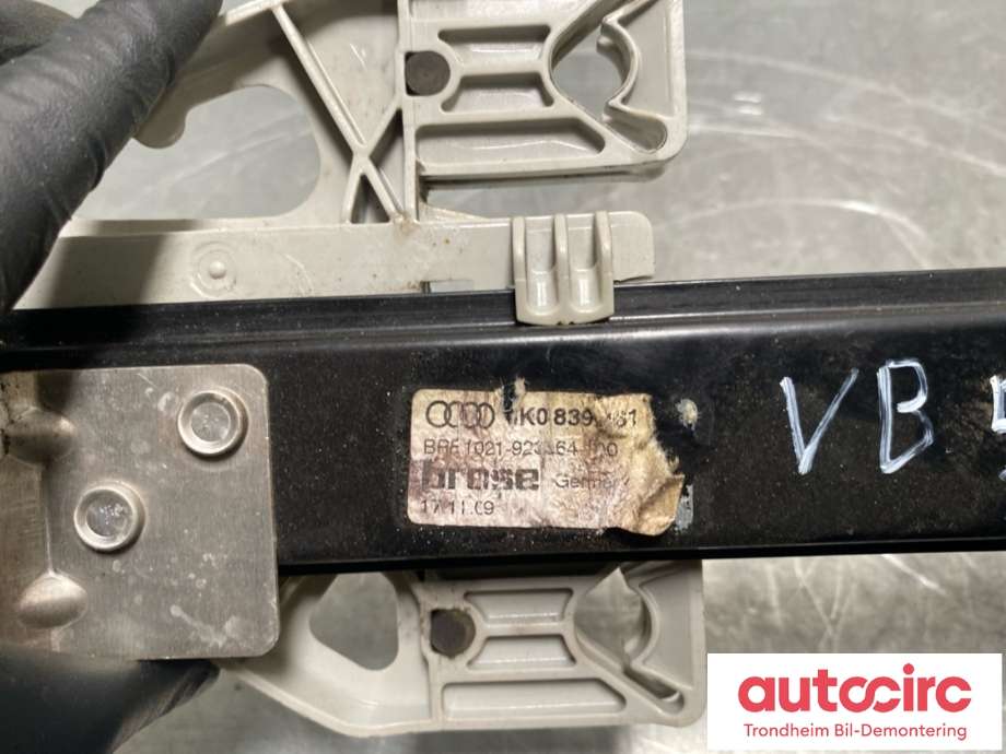 Ruteheis venstre bak til Audi A4 2007-2014 (Type IV) (B8) (B8) (8K0839461A|)