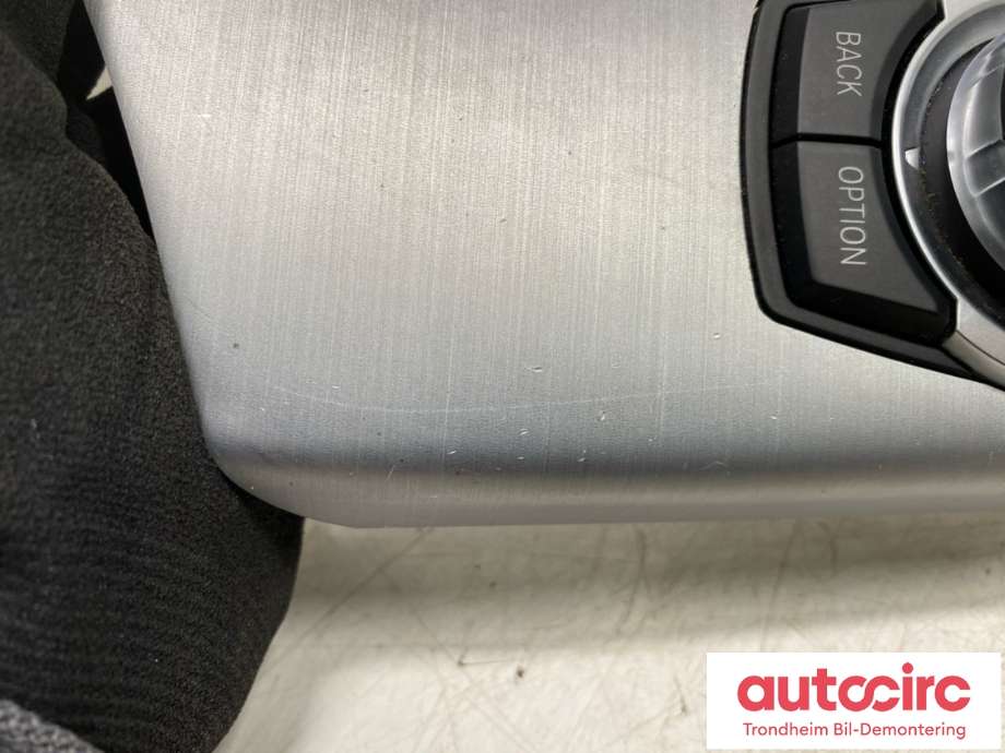 Bilstereo navigasjon betjeningspanel til BMW 1-Serie 2011-2015 (Fase 1) (F20/F21) (F20/F21) (61 31 9 253 944|6582 9267955-01|)