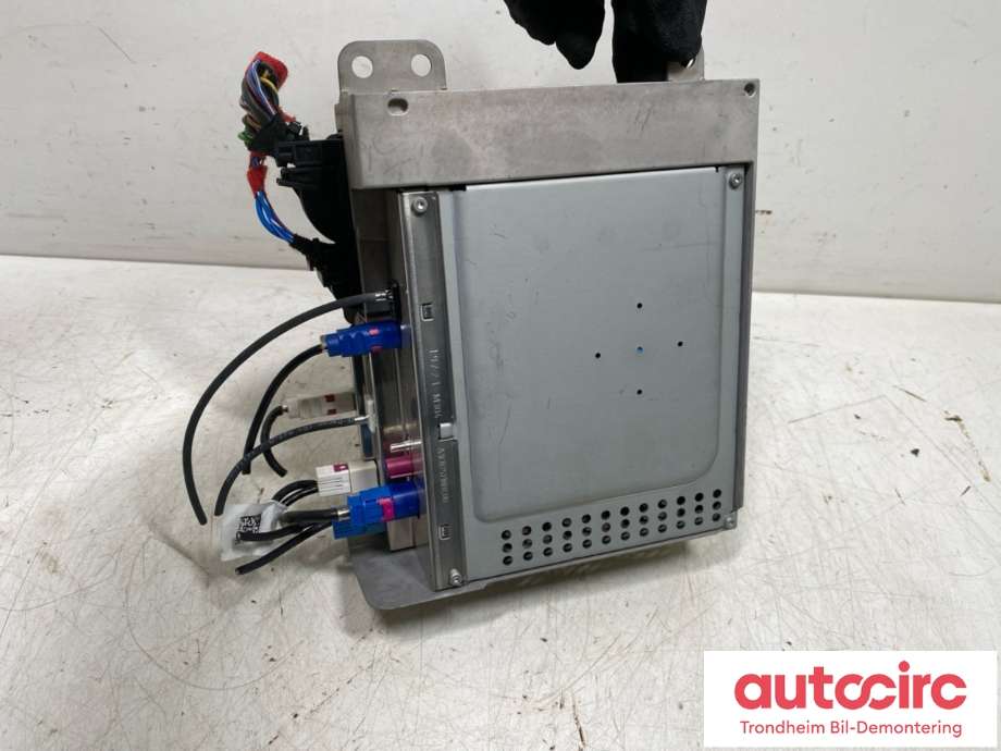Bilstereo navigasjon til Mercedes C-Klasse 2021-->> (W206) (W206) (A2969002605|)