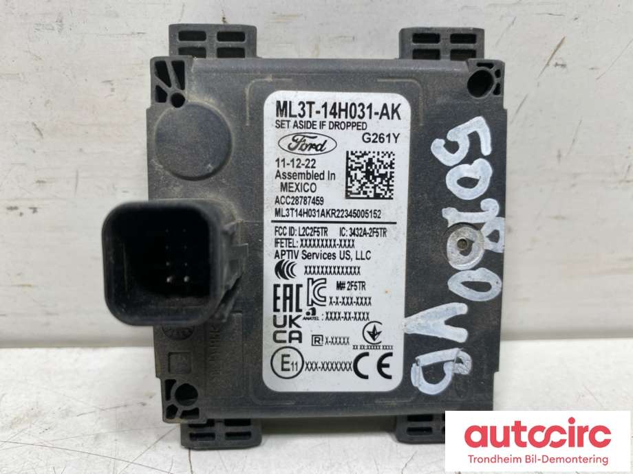Sensor radar til Ford Mustang Mach-e 2020-->>  (ML3T-14H031-AK|2657693|)