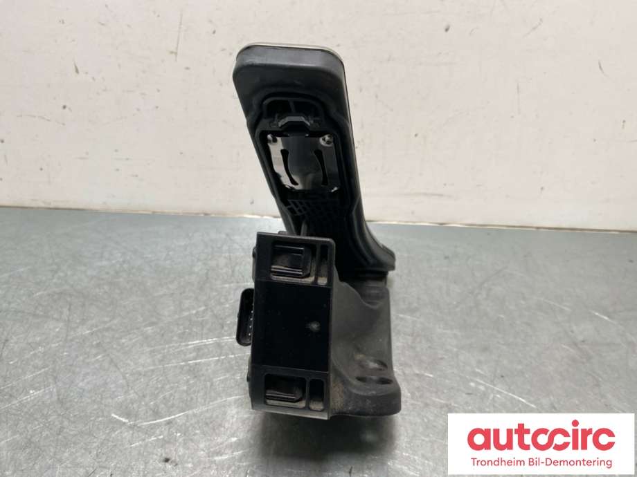 Pedal gass til Mercedes CLS 2018-->> (C257) (C257) (A2053000104|)
