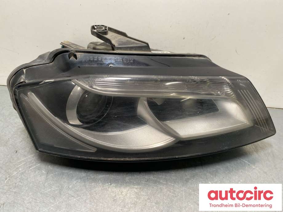 Frontlykt høyre xenon til Audi A3 2009-2012 (Type II, Fase 2) (8P0941030BM|8P0941030BT|)