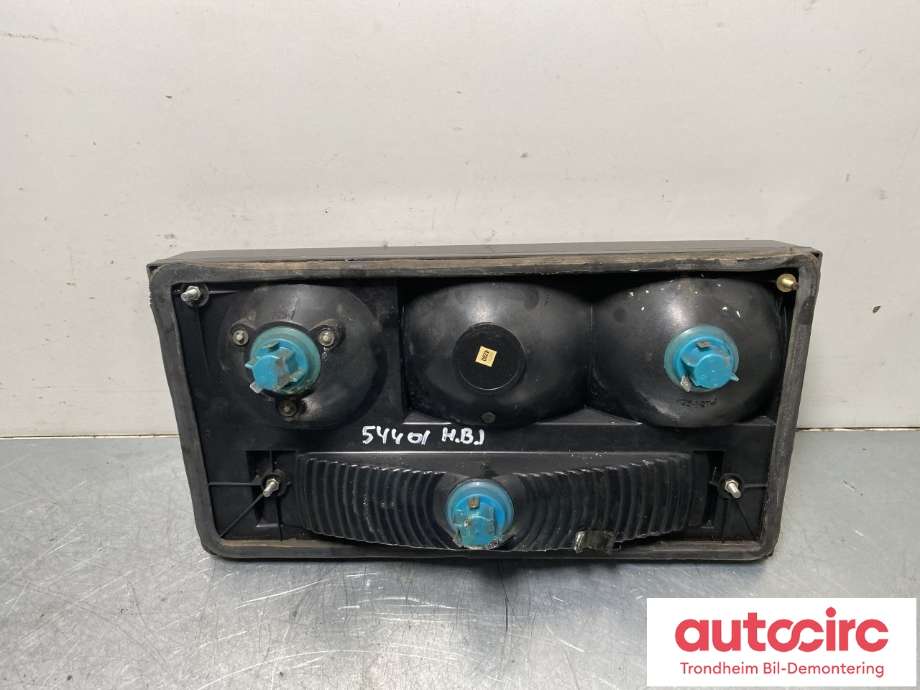 Baklykt høyre indre til Øvrige personbiler Rolls-Royce Silver Spirit 1980-1997 (AMD210798|)