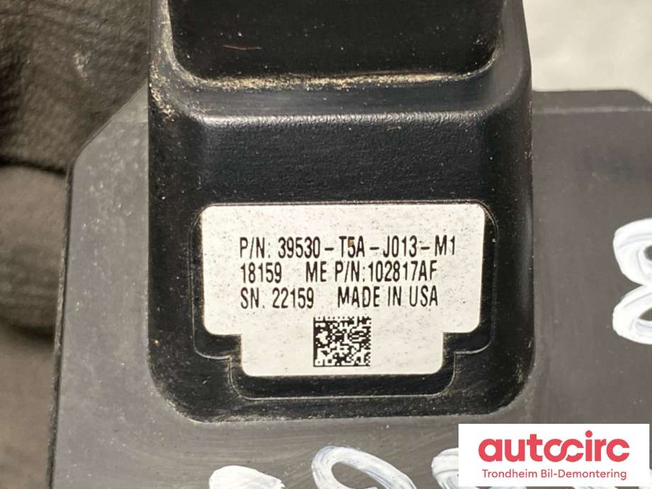 Parkeringskamera bak til Honda Jazz 2015-2020 (Type III) (39530-T5A-J01|39530-T5A-J013-M1|)