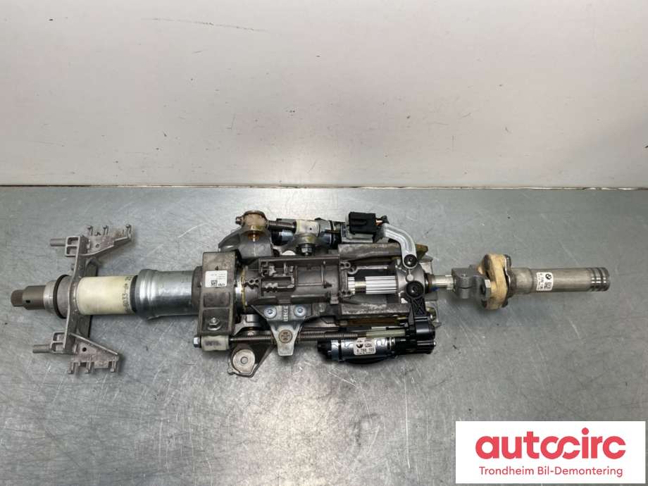 Rattaksel til BMW 7-Serie, 2009-2015 (F01/F02/F03/F04) (F01/F02/F03/F04) (32306788155)