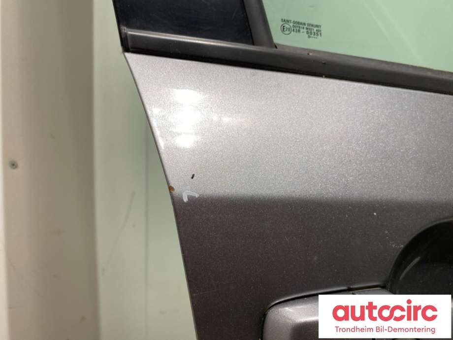 Dør høyre foran til Suzuki SX4 2009-2013 (Type I, Fase 2) (68001-79J00|)