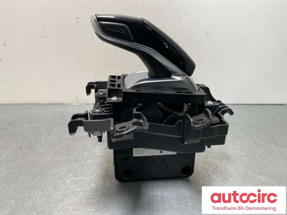 Girstang/girvelger automat til Opel Corsa-e 2019-->>  (16 801 497 80|)