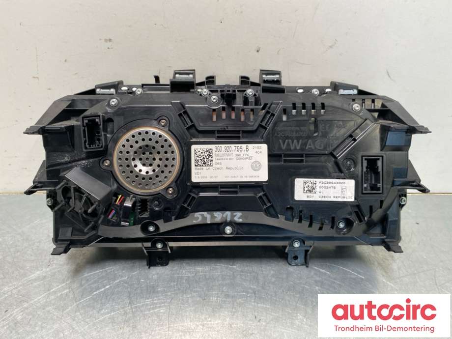 Instrumentpanel til VW Passat 2015-2019 (Fase 1) (B8) (B8) (CONTINENTAL VDO|3G0 920 795 B|)