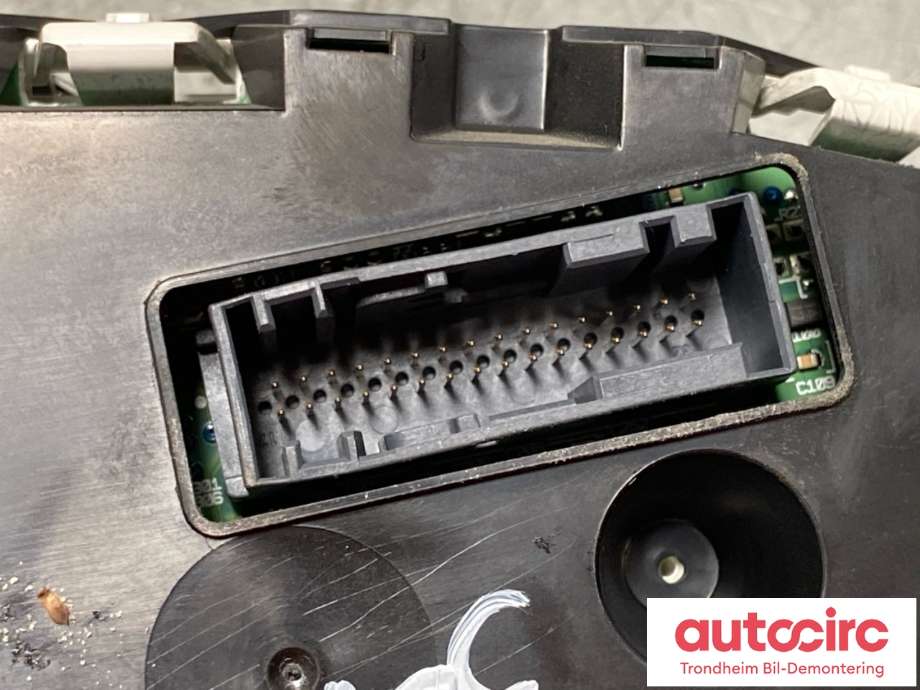 Instrumentpanel til Ford Mondeo 2011-2014 (Type IV, Fase 2) (BS7T-10849-GG|1859302|CS7T-10849-GG)