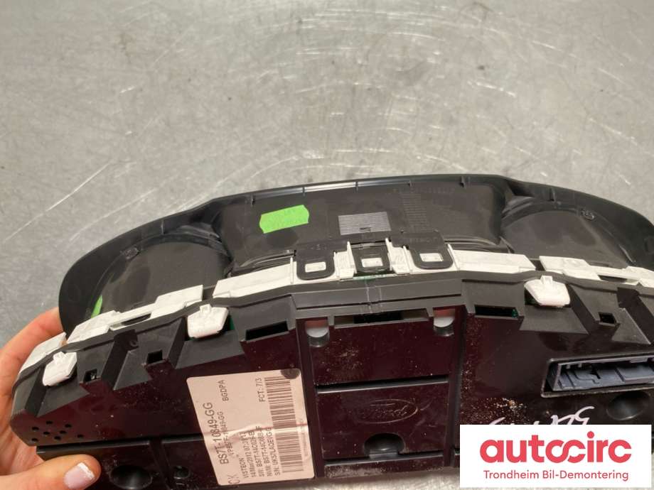 Instrumentpanel til Ford Mondeo 2011-2014 (Type IV, Fase 2) (BS7T-10849-GG|1859302|CS7T-10849-GG)