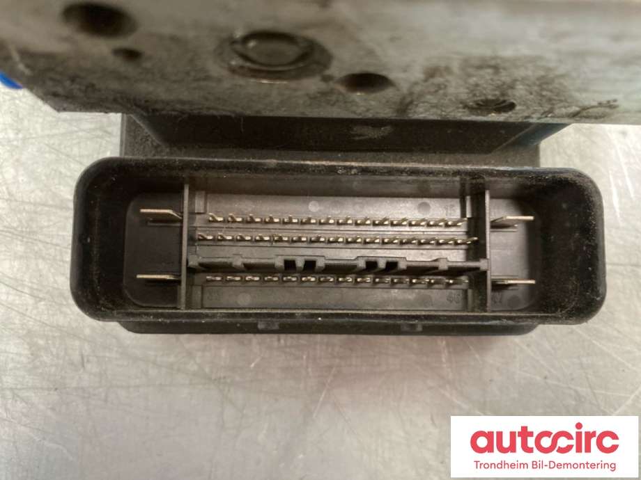 ABS sentral til Volvo XC70 2001-2004 (Type I, Fase 1) (8671224|8671455|)