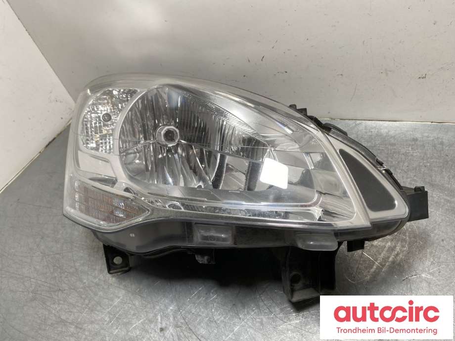 Frontlykt høyre halogen til Peugeot Partner 2015-2019 (Type II, Fase 2) (6206K6|)
