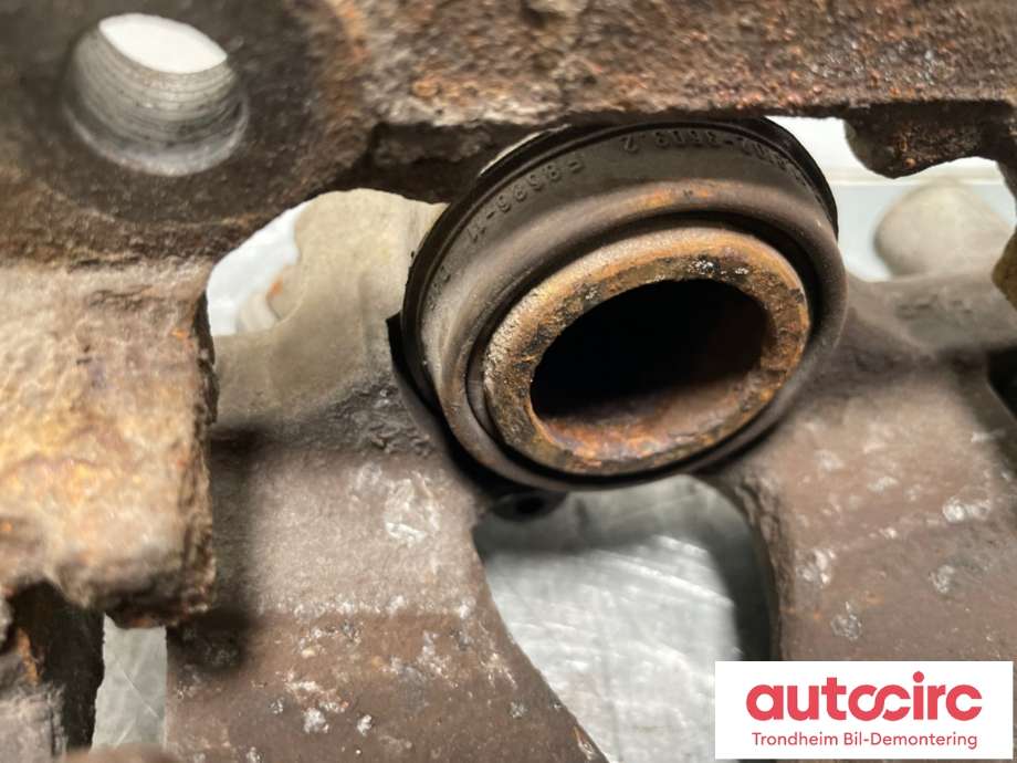 Bremsecaliper høyre bak til Mercedes C-Klasse 2011-2014 (Fase 2) (W204) (W204) (A2044231681|)