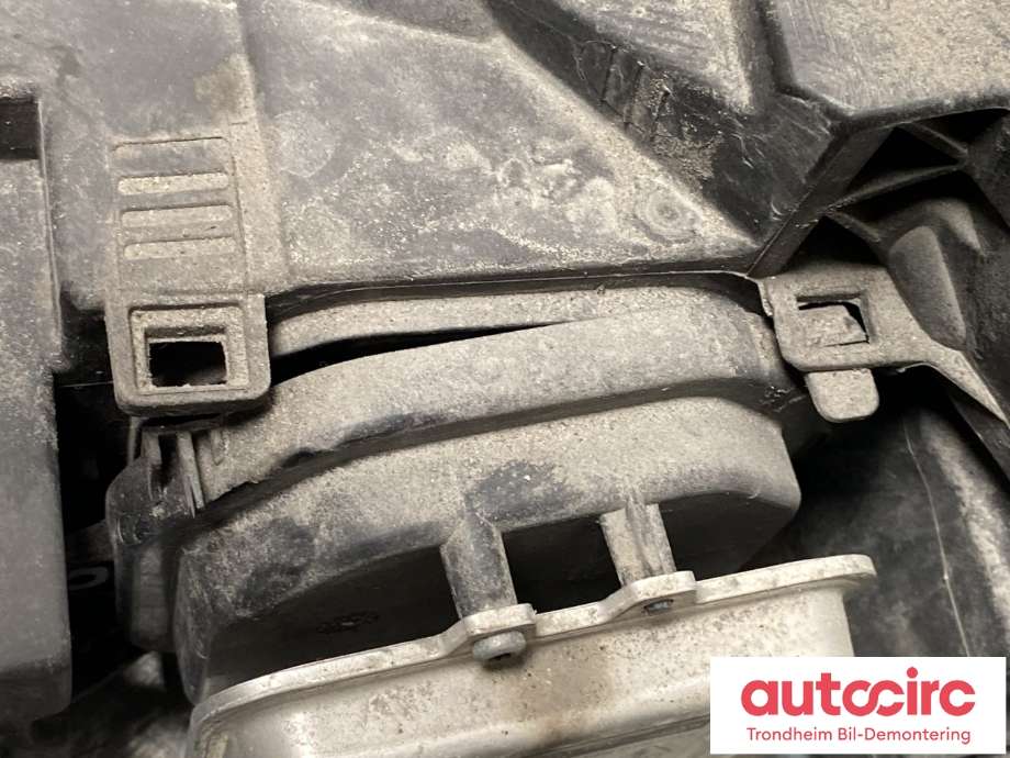 Frontlykt høyre xenon til Škoda Octavia 2009-2013 (Type II, Fase 2)  (1Z1941018T|)