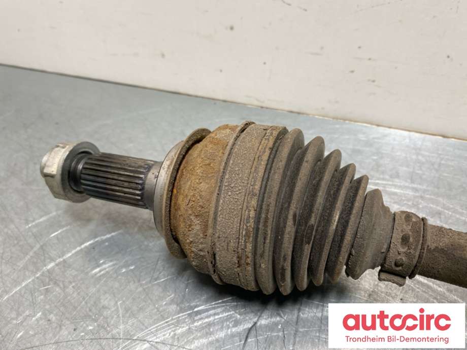 Drivaksel venstre foran, bensin/automat til Honda Jazz 2015-2020 (Type III)  (44306-T5A-010|)