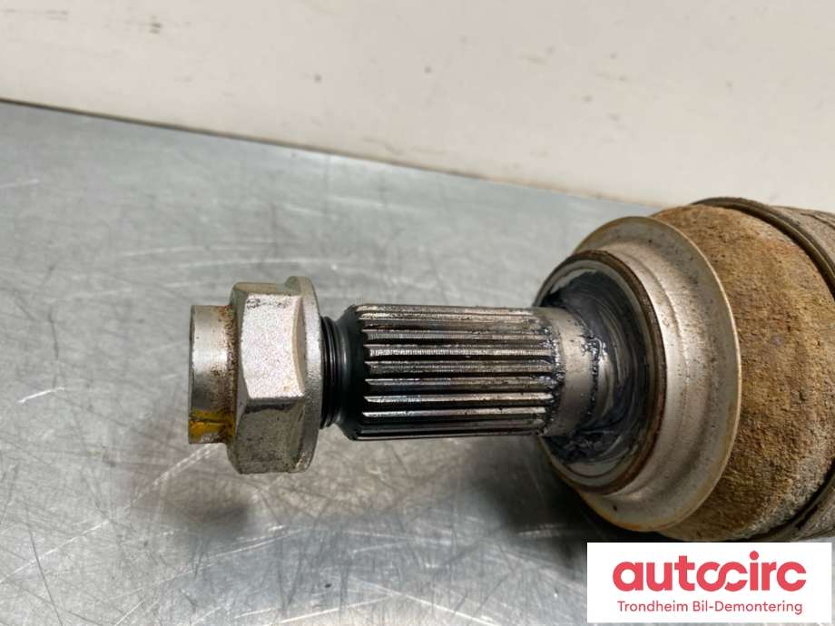 Drivaksel venstre foran, bensin/automat til Honda Jazz 2015-2020 (Type III)  (44306-T5A-010|)