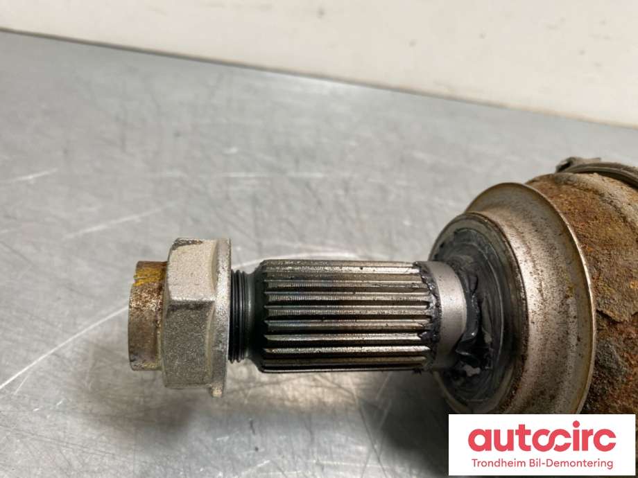 Drivaksel høyre foran, bensin/automat til Honda Jazz 2015-2020 (Type III) (44305-T5A-010|)