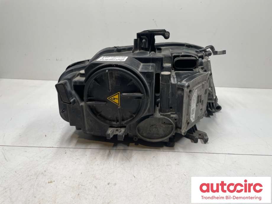 Frontlykt venstre xenon til Audi A4, Allroad 2009-2016 (Type I) (B8) (B8) (8K0941029AQ|8K0941029BJ|)