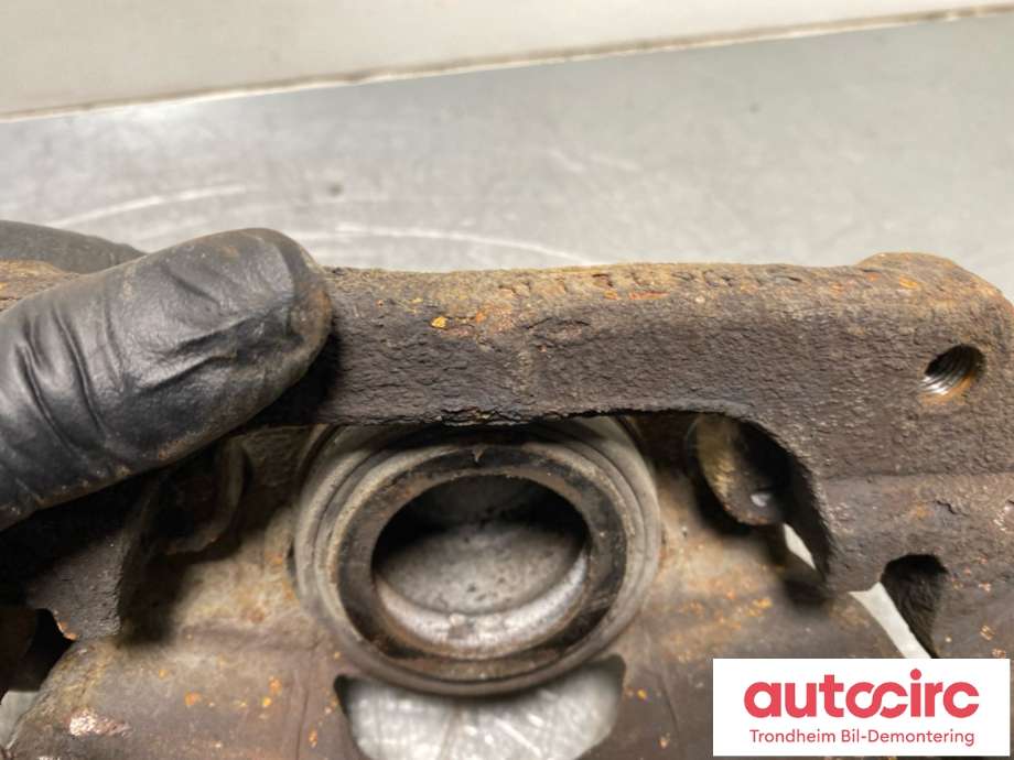 Bremsecaliper høyre foran til Renault Megane 2009-2016 Type III  (410010303R|)