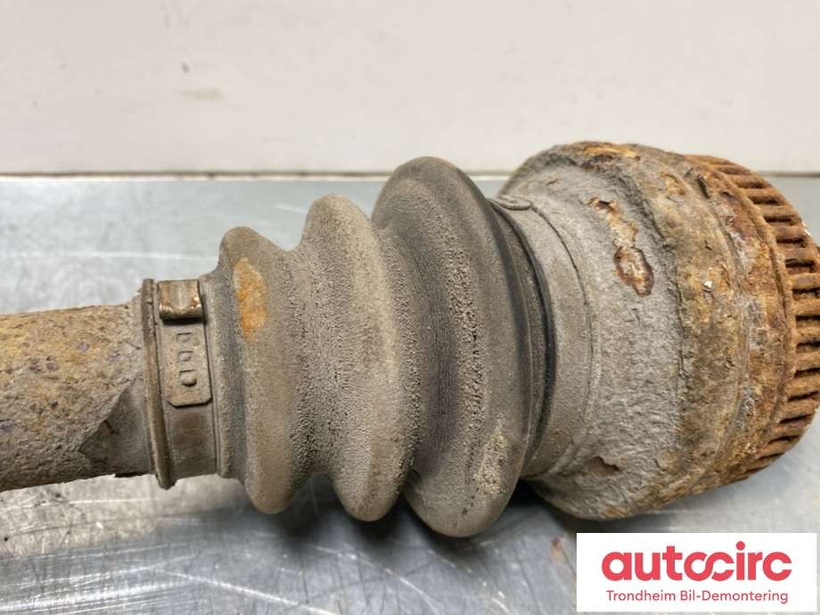 Drivaksel høyre bak, diesel/automat til BMW X3 2007-2010 (Fase 2) (E83) (E83) (7524042|33207524042|)